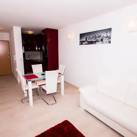 Omis Apartman 오미스
