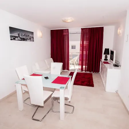Omis Apartman 아파트